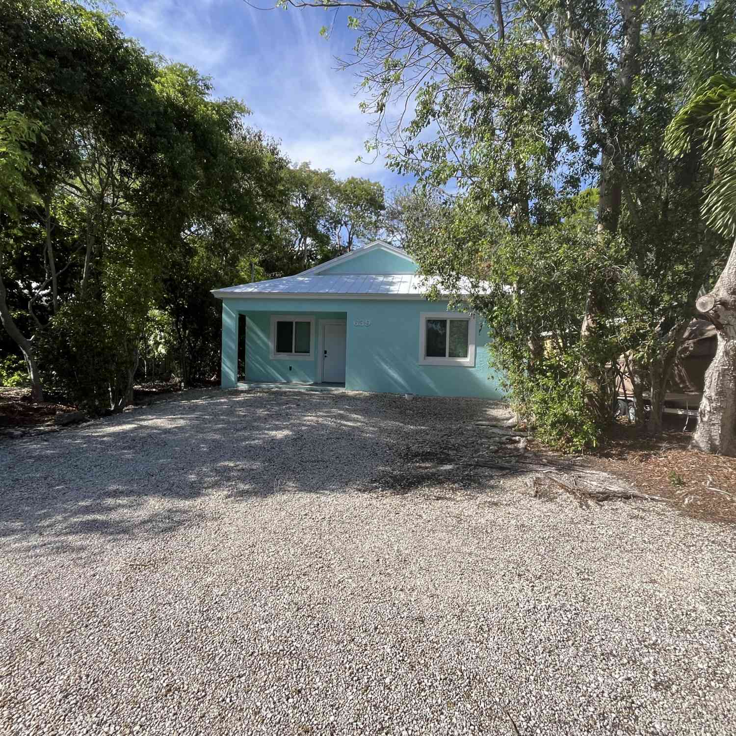 Homes For Sale - 639 Cabrera Street STREET<br/> KEY LARGO, FL 33037