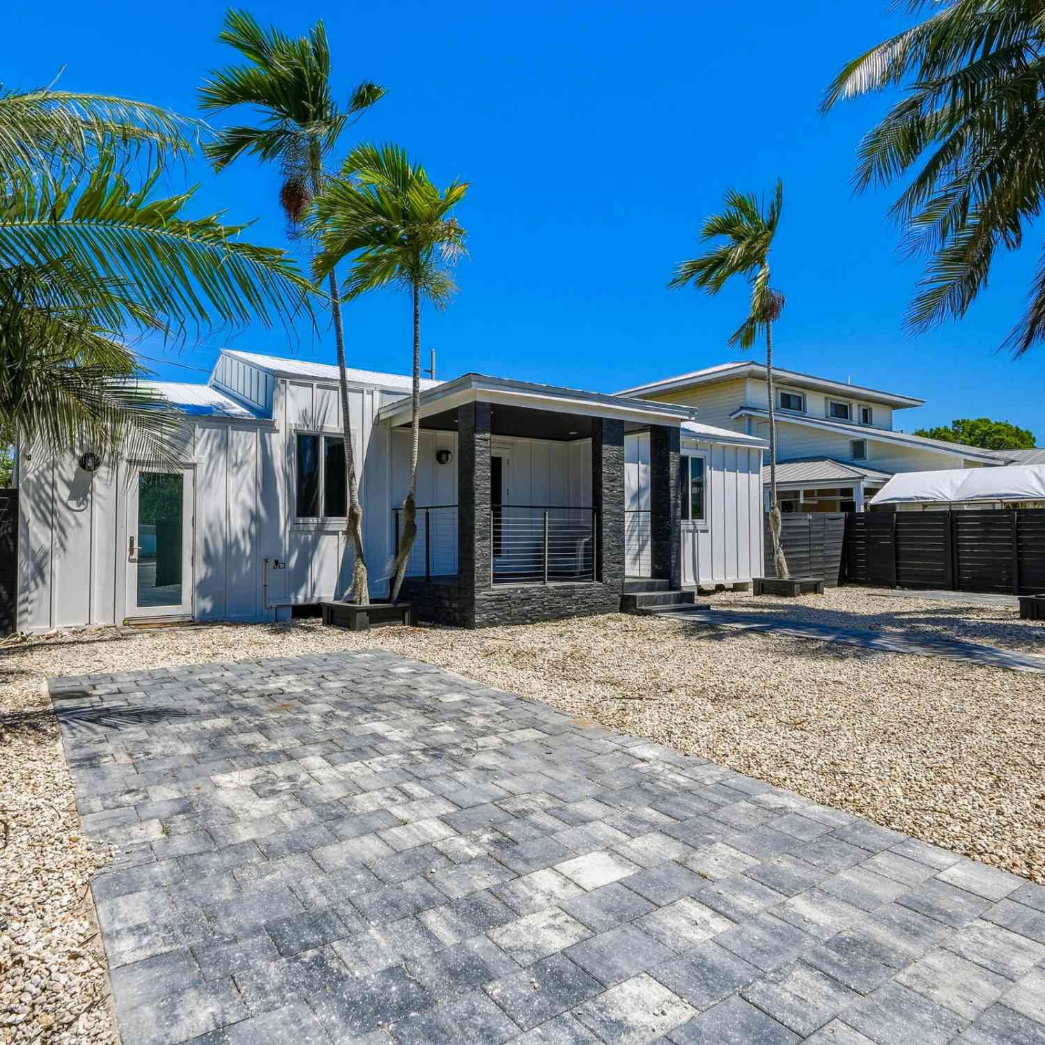 Homes For Sale - 2805 Flagler Avenue AVENUE<br/> KEY WEST, FL 33040