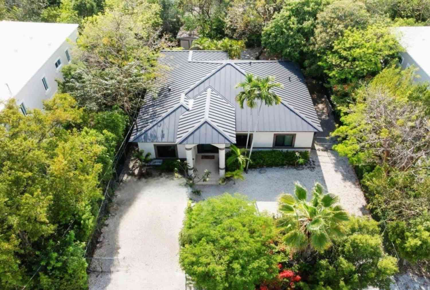 Homes For Sale - 6 Fishermans Trail TRAIL<br/> KEY LARGO, FL 33037