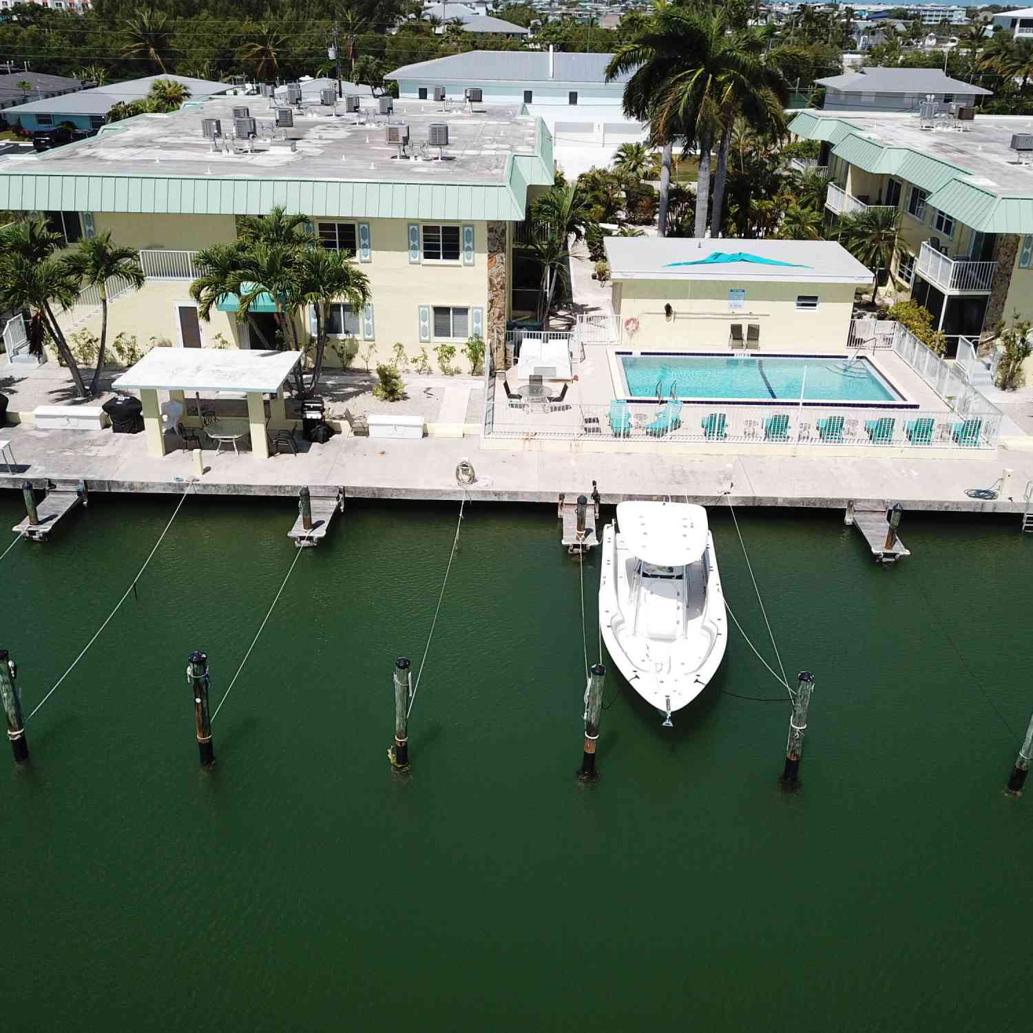 Condo For Sale - 105 Avenue D #110<br/> MARATHON, FL 33050