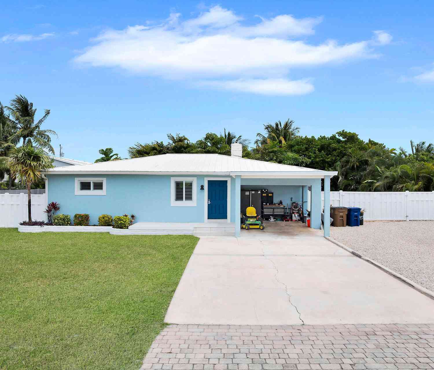 Homes For Sale - 792 79th Street Ocean<br/> MARATHON, FL 33050