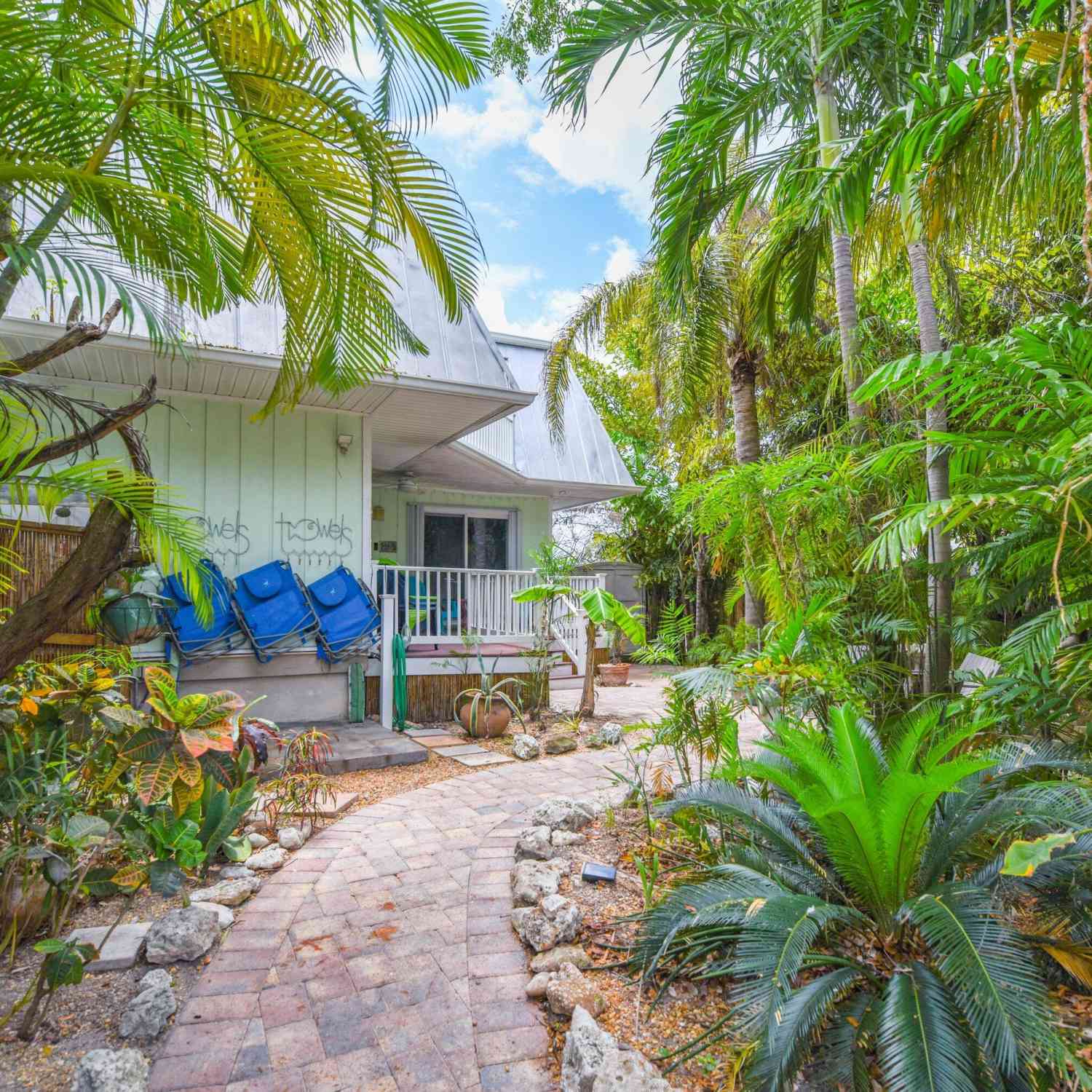 Condo For Sale - 3300 Duck Avenue AVENUE<br/> KEY WEST, FL 33040