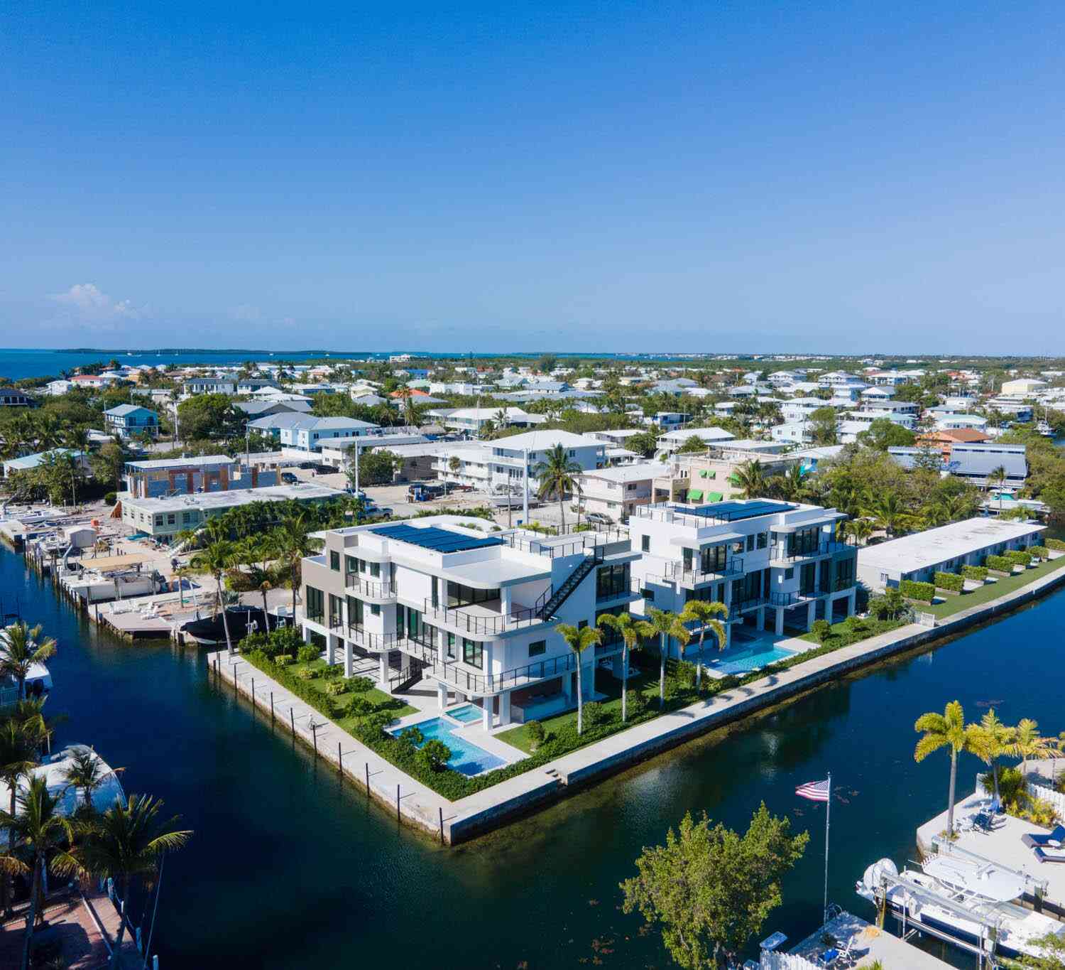 Homes For Sale - 301 Buttonwood Circle CIRCLE #B<br/> Monroe County, KEY LARGO, FL 33037