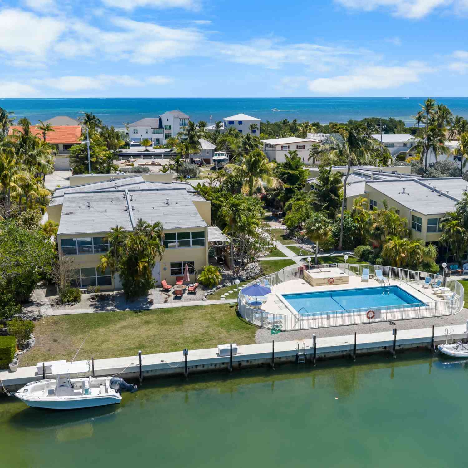 Homes For Sale - 591 Sombrero Beach Road ROAD #APT 1B<br/> Monroe County, MARATHON, FL 33050