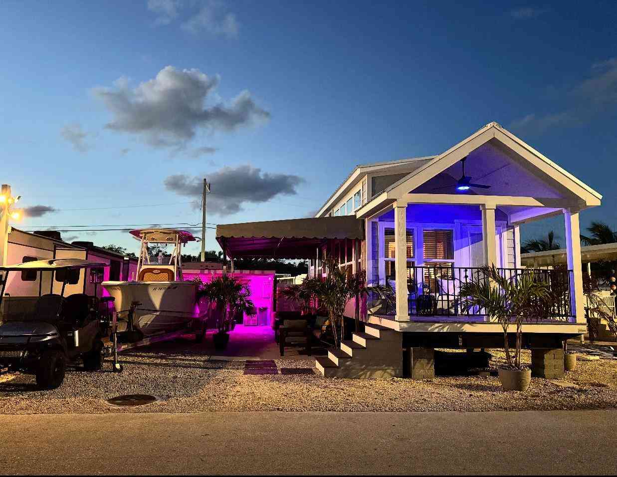 Mobile Home For Sale - 325 Calusa Street STREET #302<br/> KEY LARGO, FL 33037