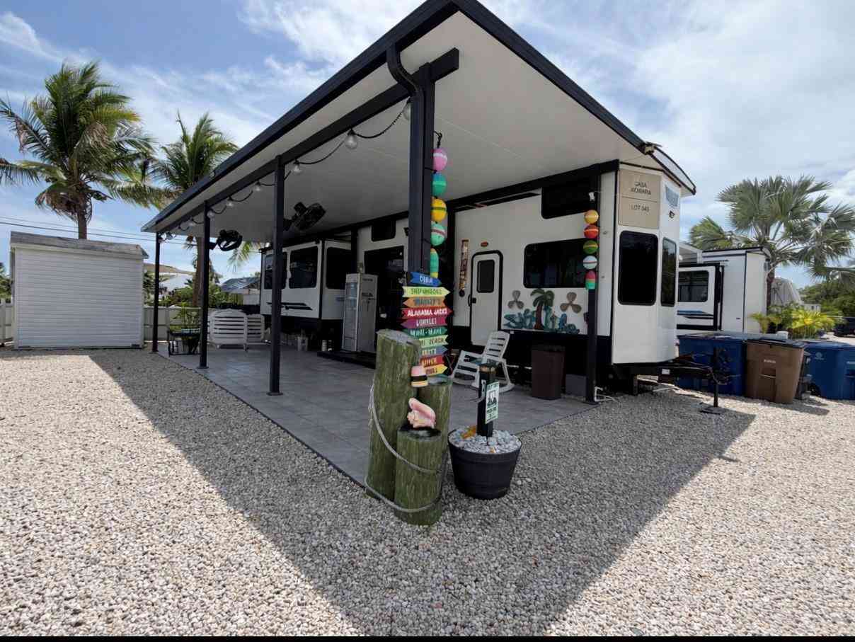 Mobile Home For Sale - 325 Calusa Street STREET # 345<br/> KEY LARGO, FL 33037
