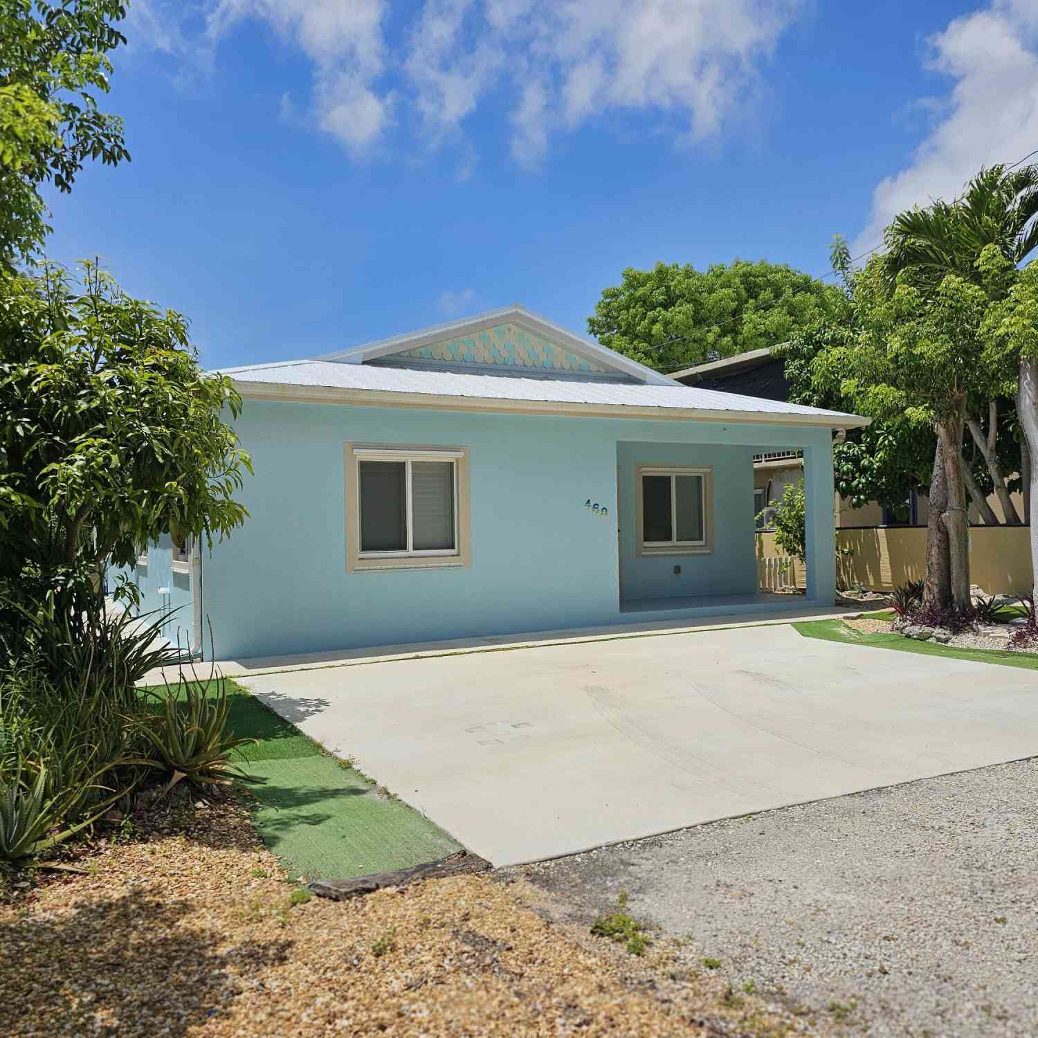 Homes For Sale - 460 Lime Drive DRIVE<br/> KEY LARGO, FL 33037