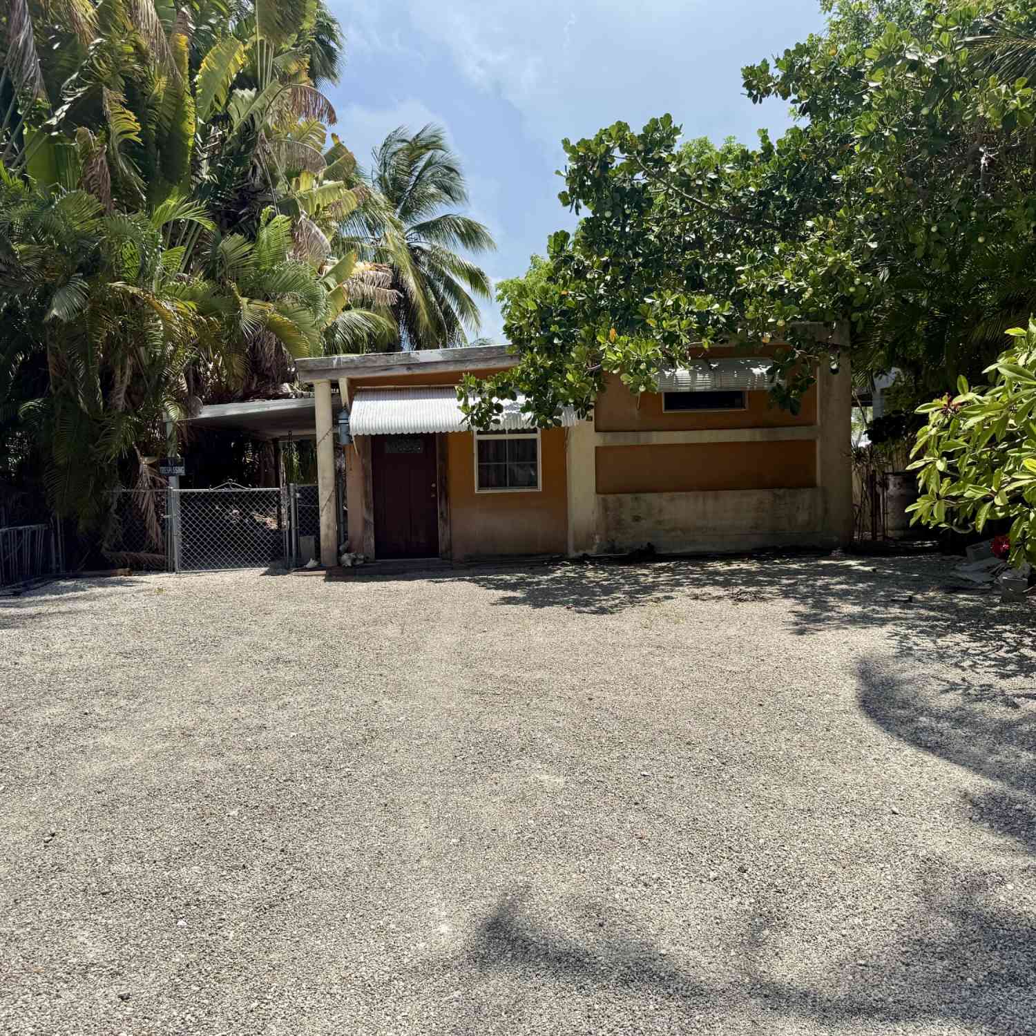 Mobile Home For Sale - 813 Narragansett Lane LANE<br/> Monroe County, KEY LARGO, FL 33037