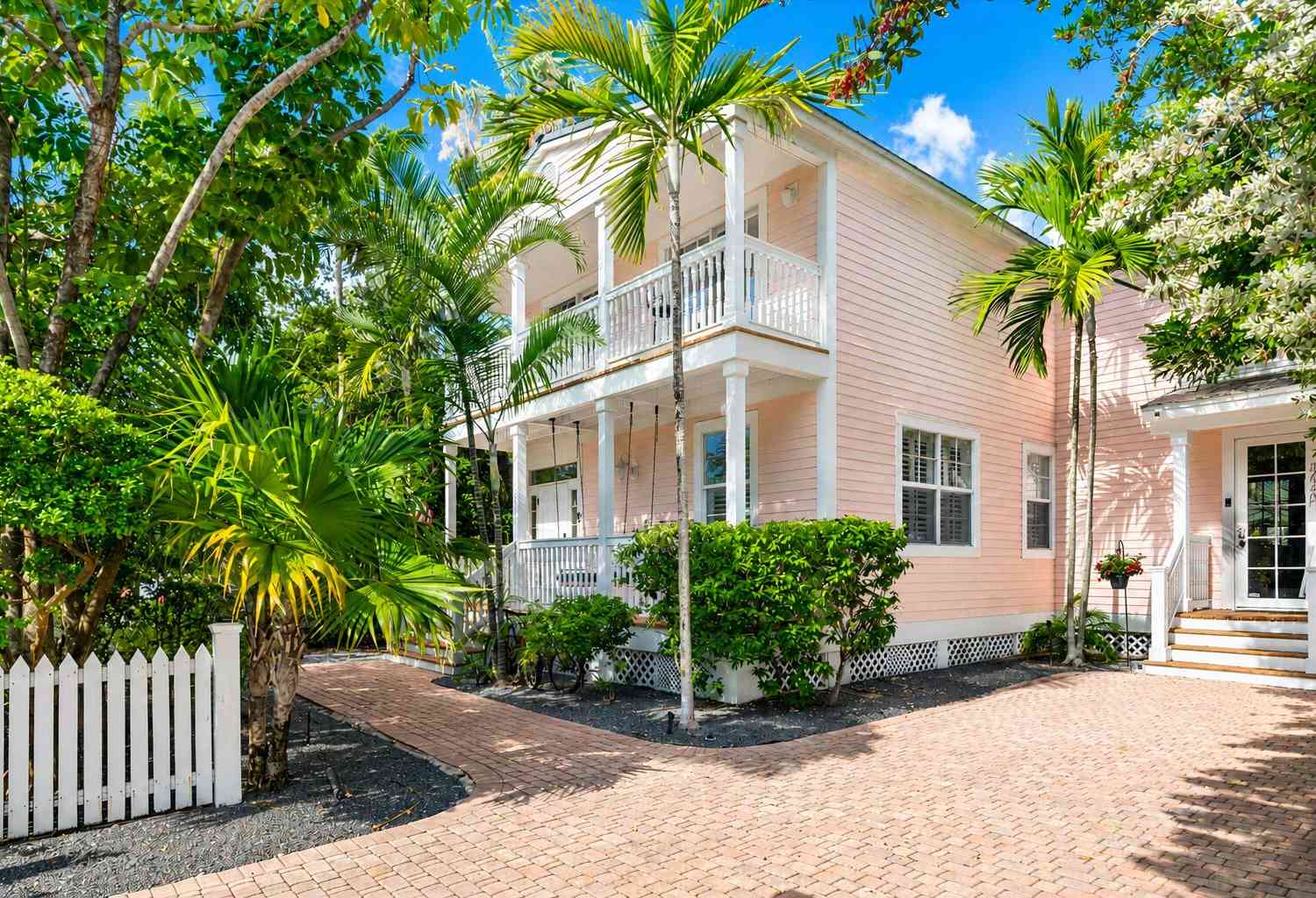 Homes For Sale - 1030 Sandys Way WAY<br/> KEY WEST, FL 33040