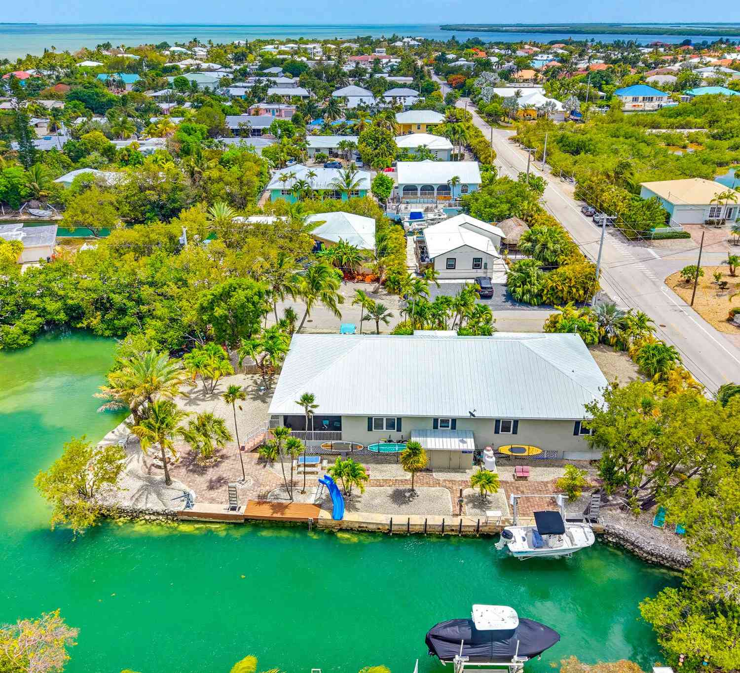 Homes For Sale - 21023 2nd Avenue AVENUE<br/> Cudjoe Key, FL 33042