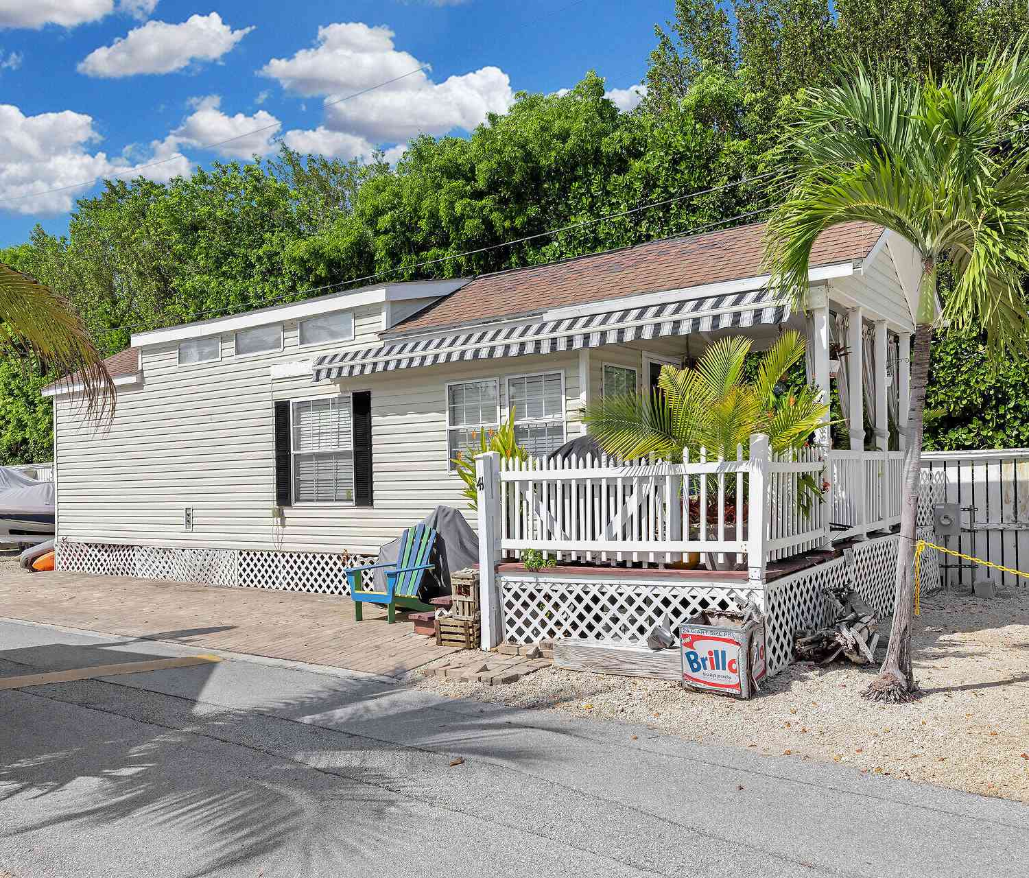 Mobile Home For Sale - 84961 Old Highway HIGHWAY #41<br/> Monroe County, Islamorada, FL 33036