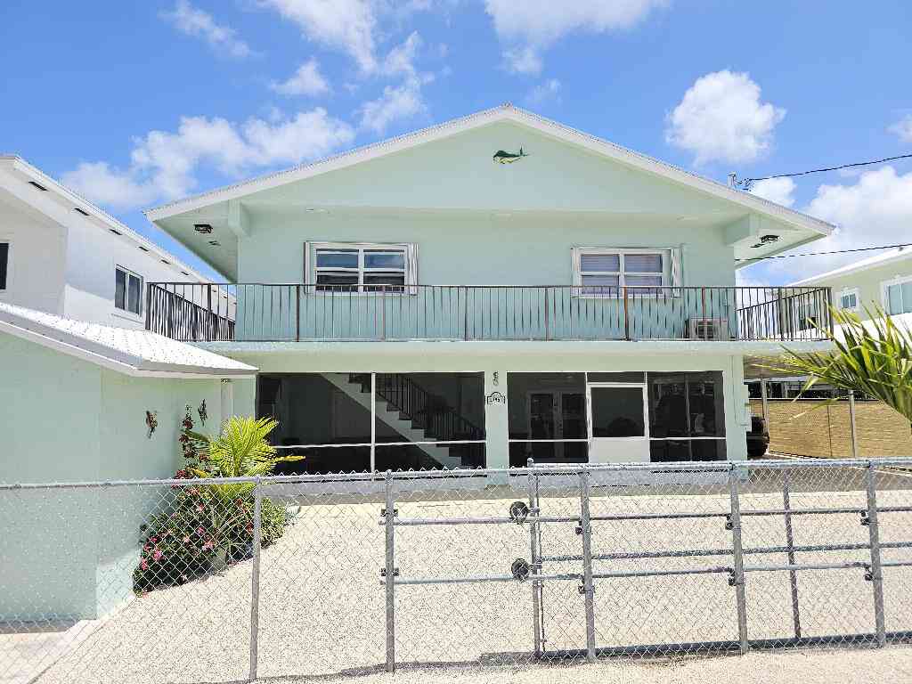 Homes For Sale - 156 Ocean Shores Drive DRIVE<br/> KEY LARGO, FL 33037