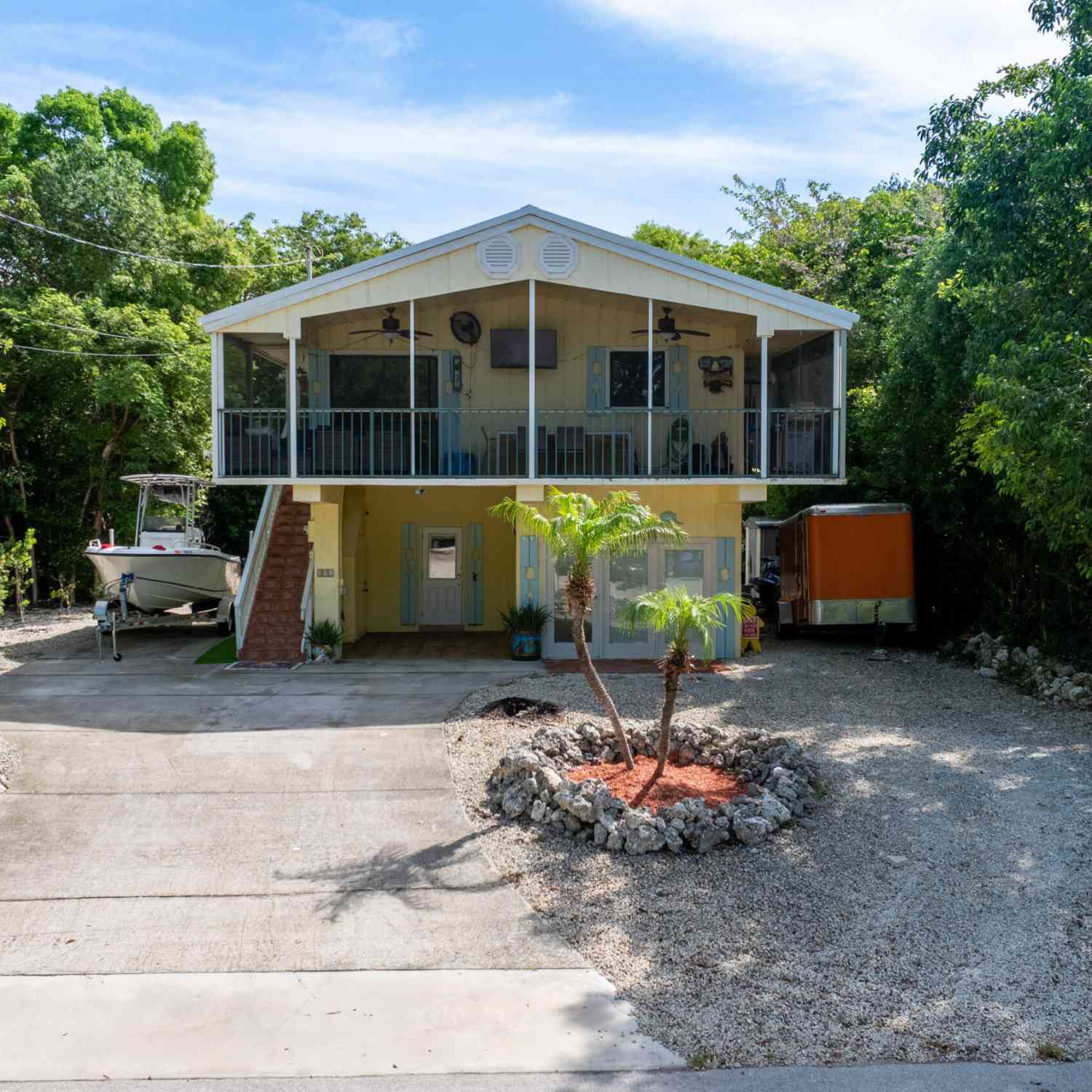 Homes For Sale - 411 Mahogany Avenue AVENUE<br/> KEY LARGO, FL 33037