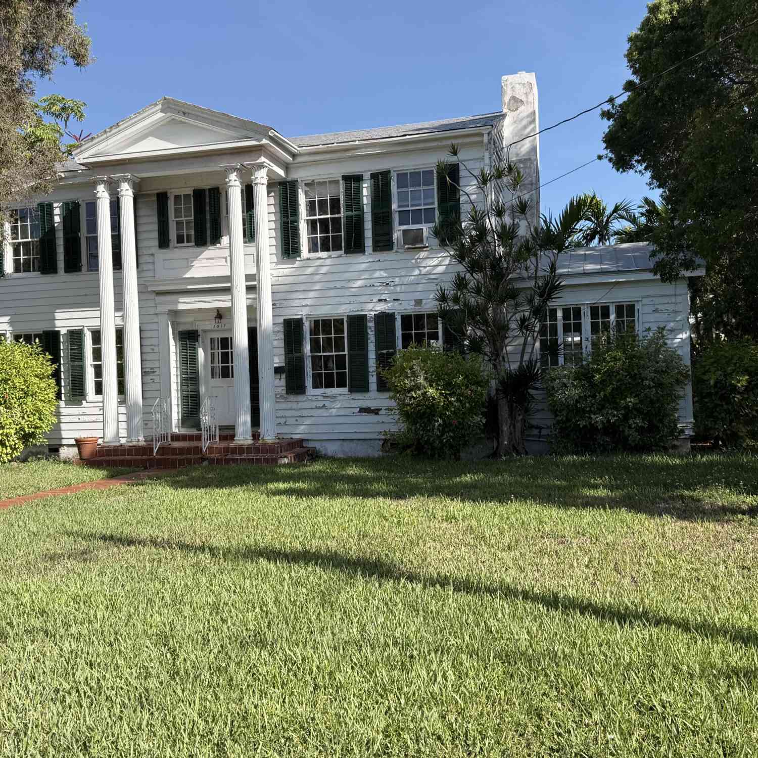 Homes For Sale - 1017 Washington Street STREET<br/> KEY WEST, FL 33040