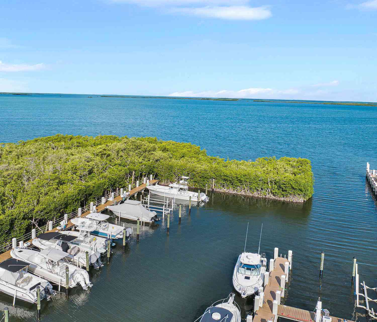 Condo For Sale - 98202 Windward Avenue AVENUE<br/> KEY LARGO, FL 33037