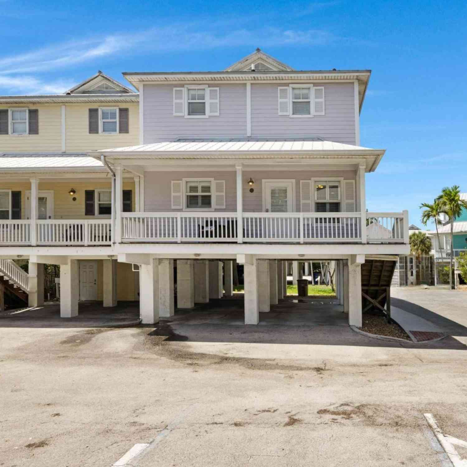 Homes For Sale - 15 Coral Way WAY<br/> Stock Island, FL 33040