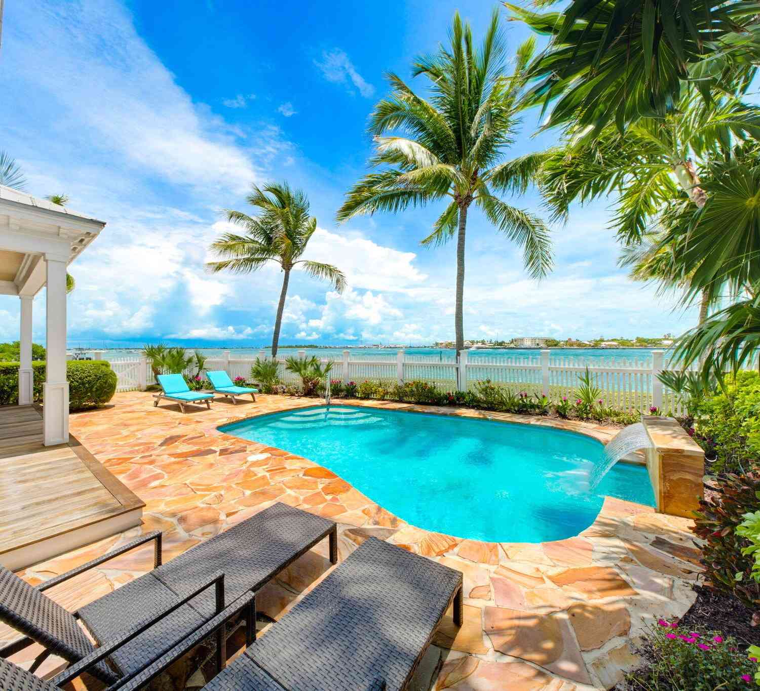 Homes For Sale - 293 Sunset Key Drive DRIVE<br/> KEY WEST, FL 33040
