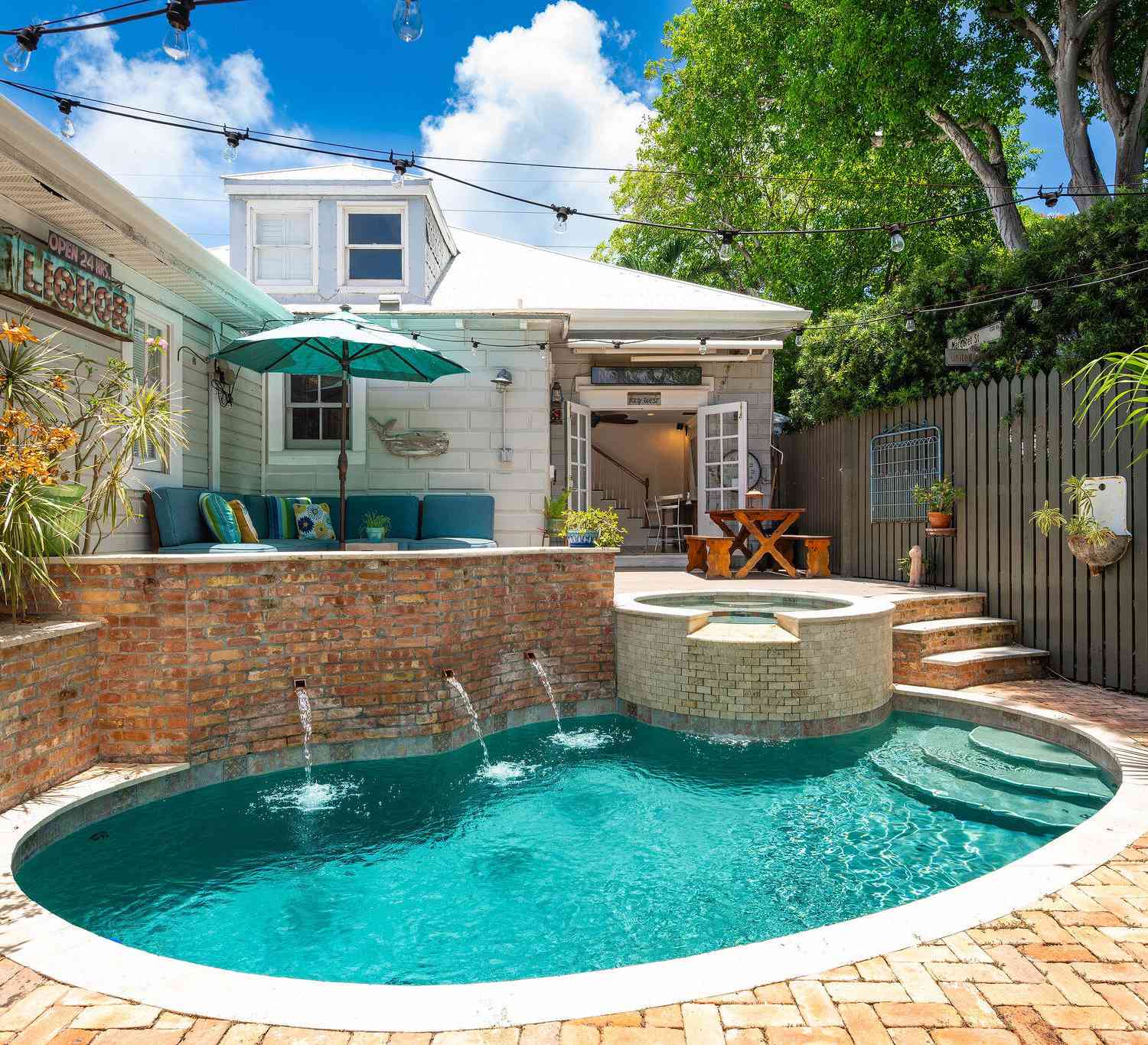 Condo For Sale - 907 United Street STREET<br/> KEY WEST, FL 33040