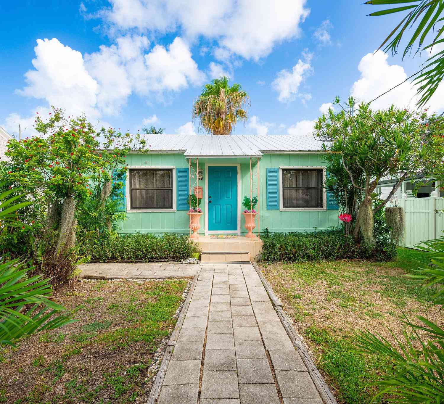 Homes For Sale - 2005 Fogarty Avenue AVENUE<br/> KEY WEST, FL 33040