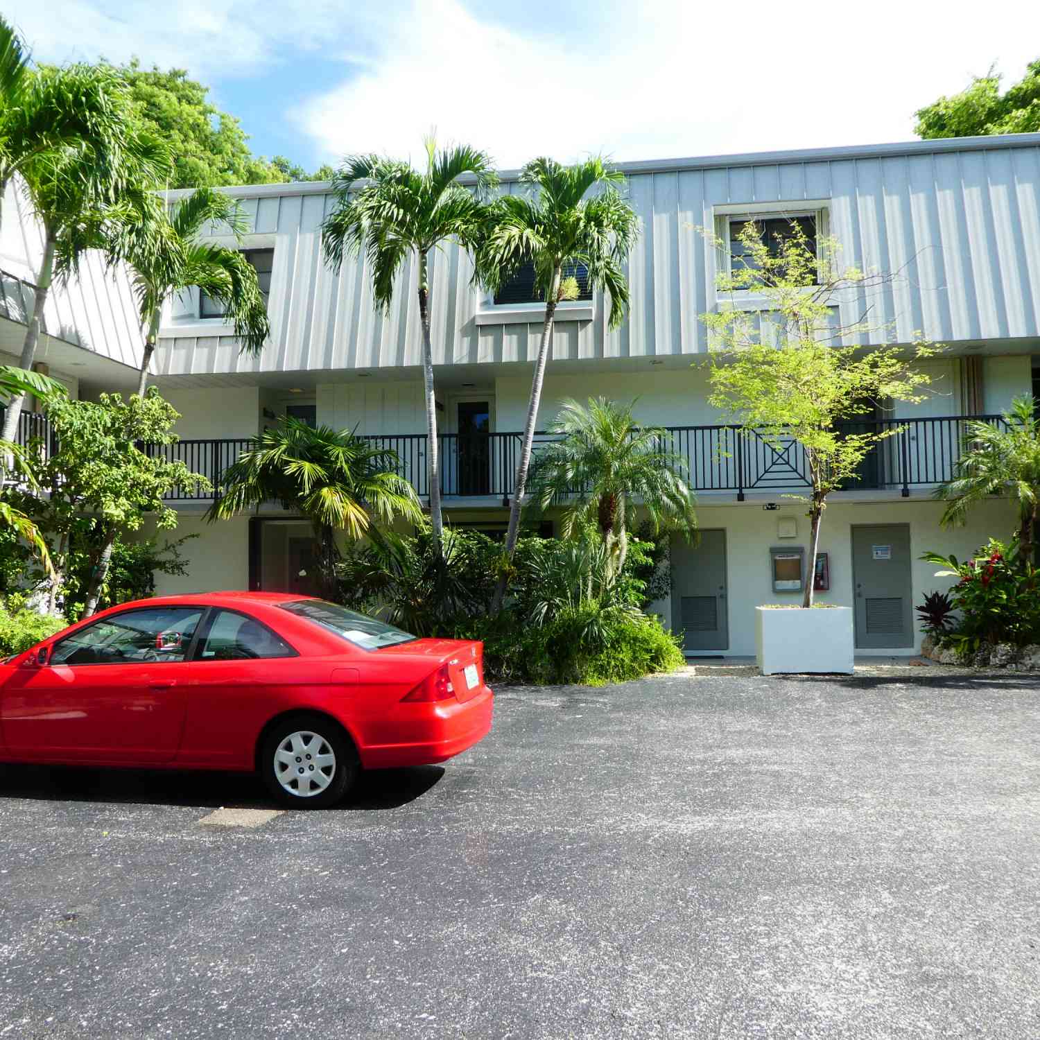 Condo For Sale - 97652 Overseas Highway HIGHWAY #M10<br/> Monroe County, KEY LARGO, FL 33037