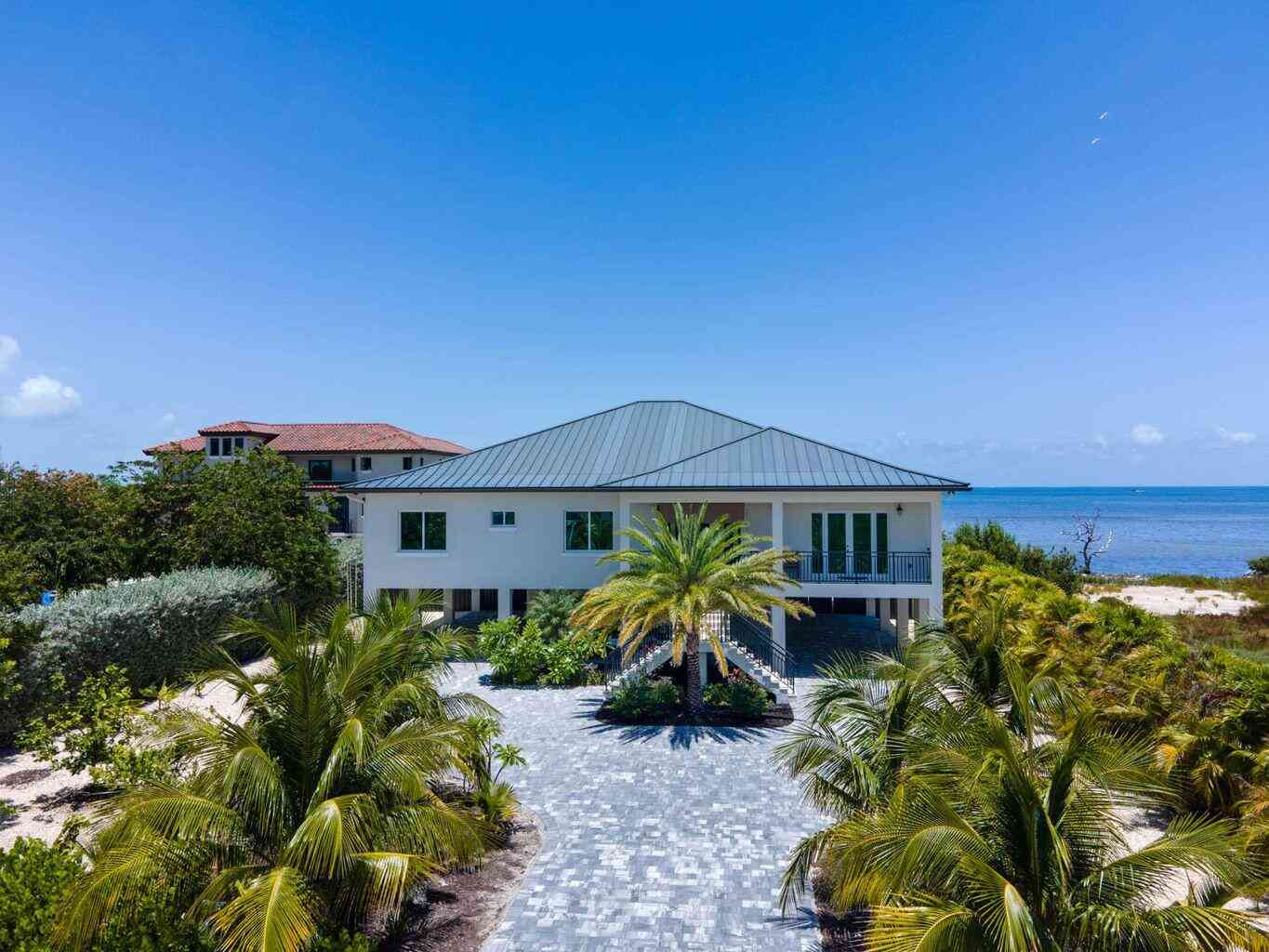 Homes For Sale - 108 Sunrise Drive DRIVE<br/> Monroe County, MARATHON, FL 33050