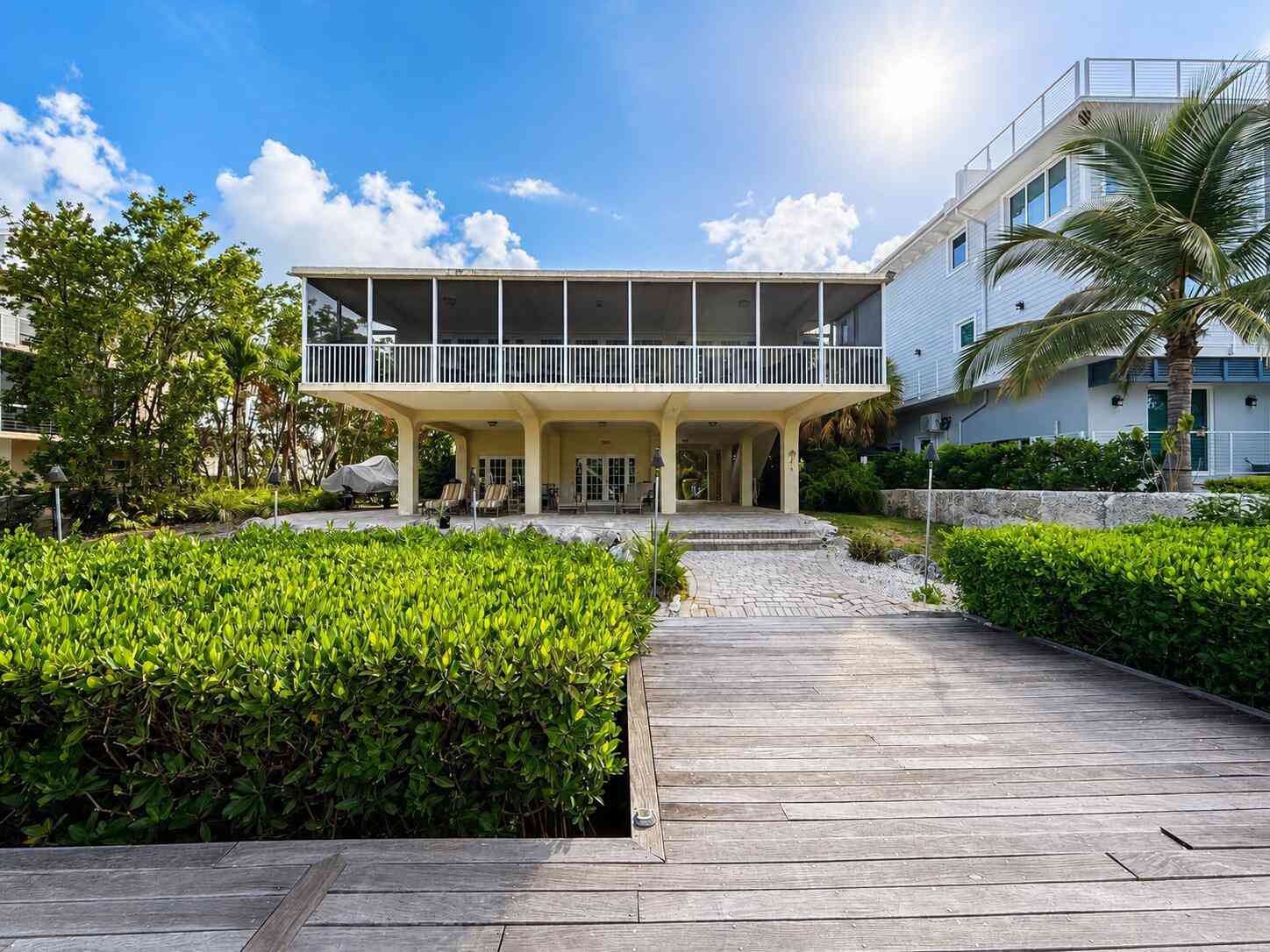 Homes For Sale - 154 Biscayne Boulevard BOULEVARD<br/> Monroe County, Islamorada, FL 33036