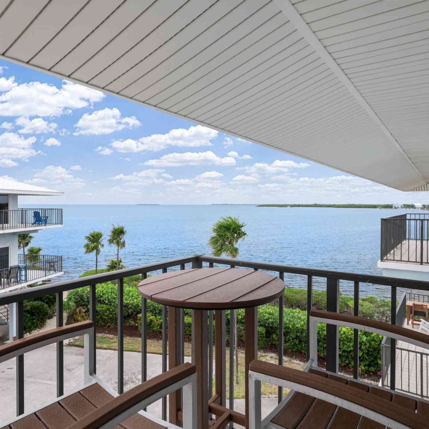 Condo For Sale - 12690 Overseas Highway HIGHWAY #413<br/> Monroe County, MARATHON, FL 33050