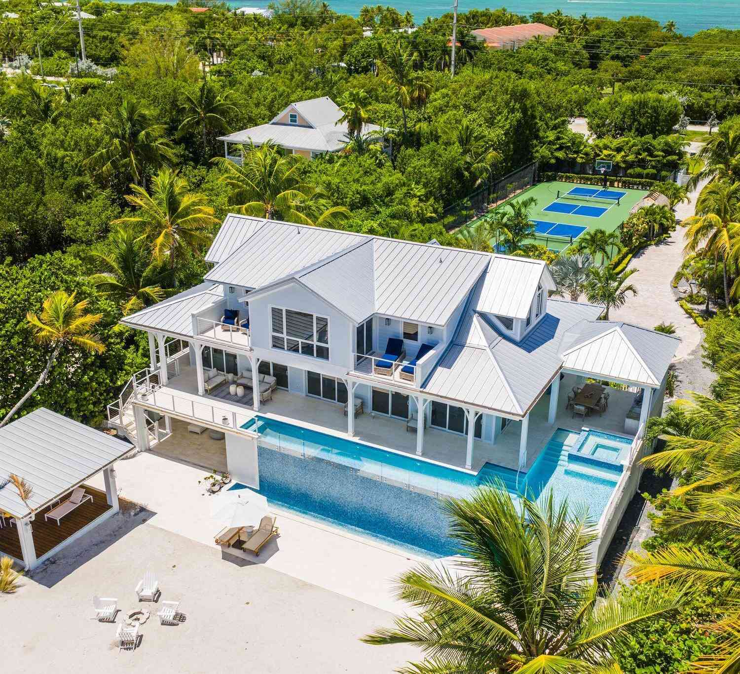 Homes For Sale - 75751 Overseas Highway HIGHWAY<br/> Islamorada, FL 33036