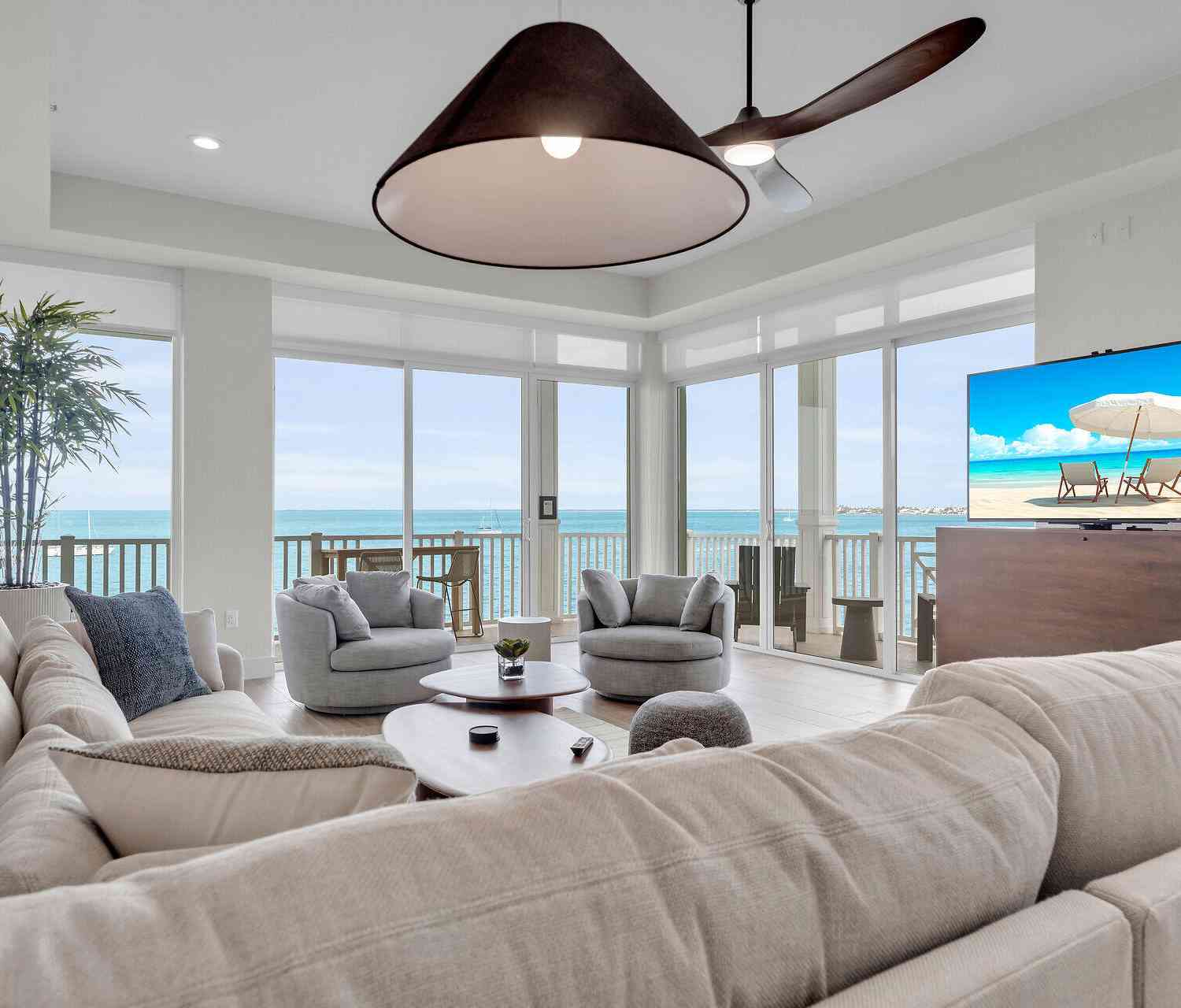 Condo For Sale - 104000 Overseas Highway HIGHWAY #UNIT 6-6<br/> KEY LARGO, FL 33037