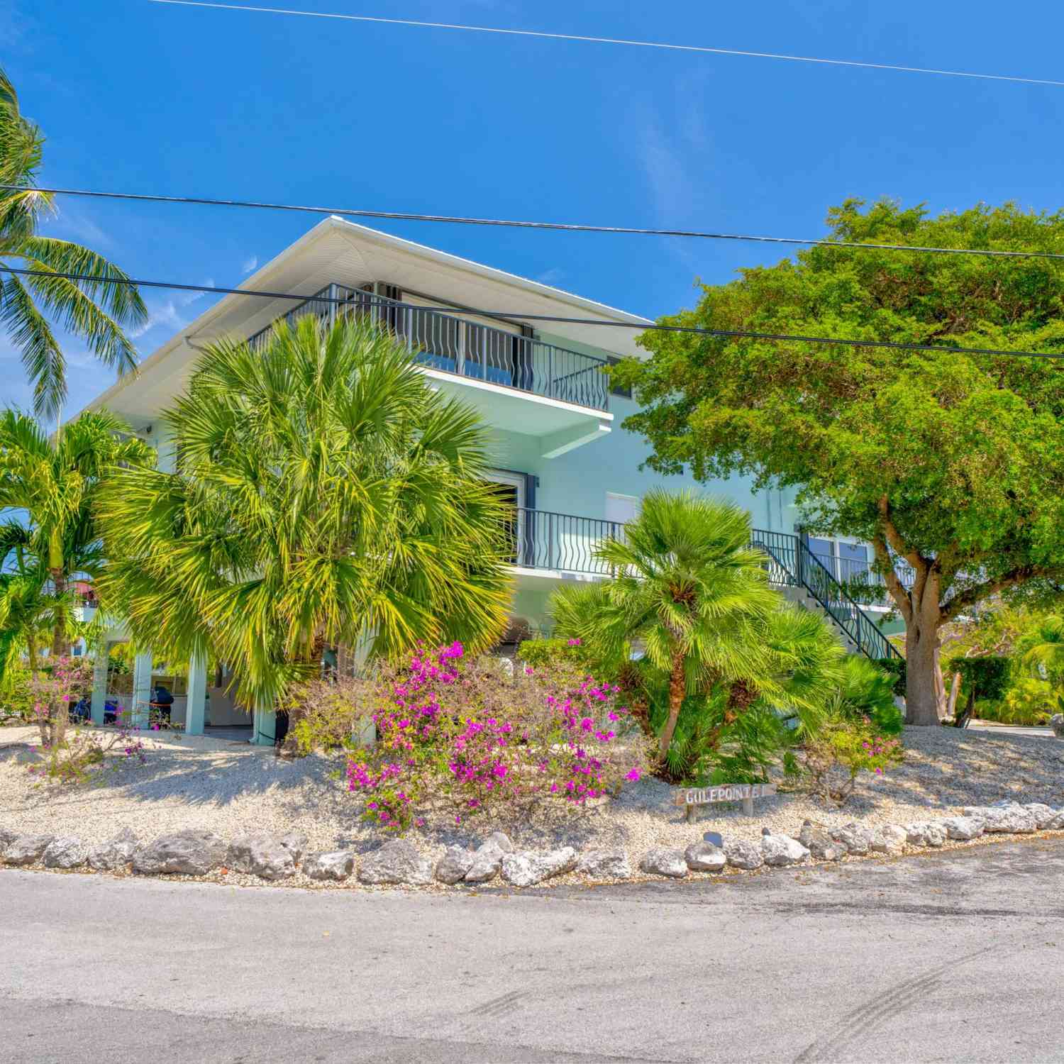 Condo For Sale - 12690 Overseas Highway HIGHWAY #APT 52<br/> MARATHON, FL 33050