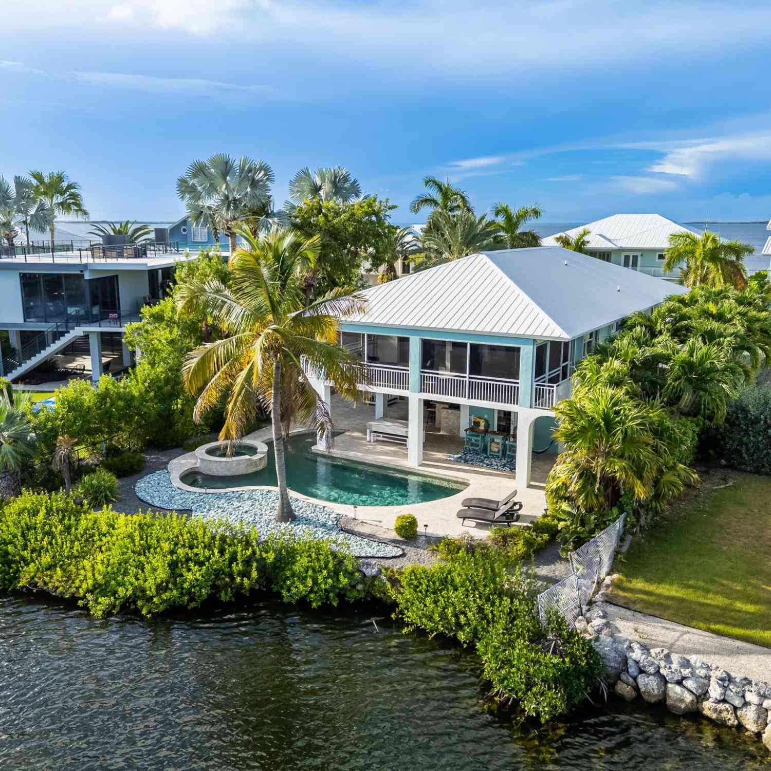 Homes For Sale - 60 Mutiny Place PLACE<br/> KEY LARGO, FL 33037