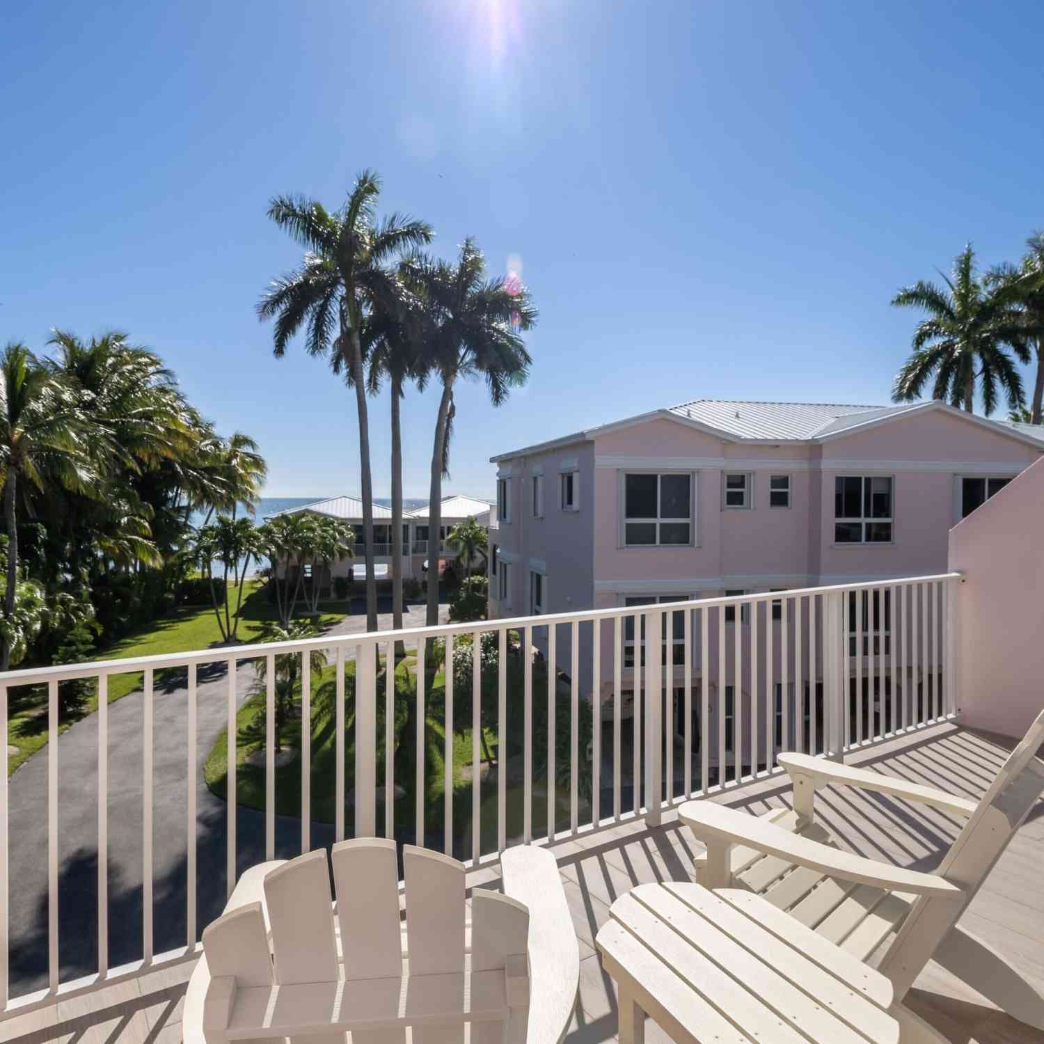 Condo For Sale - 117 Coco Plum Drive DRIVE #D2<br/> MARATHON, FL 33050