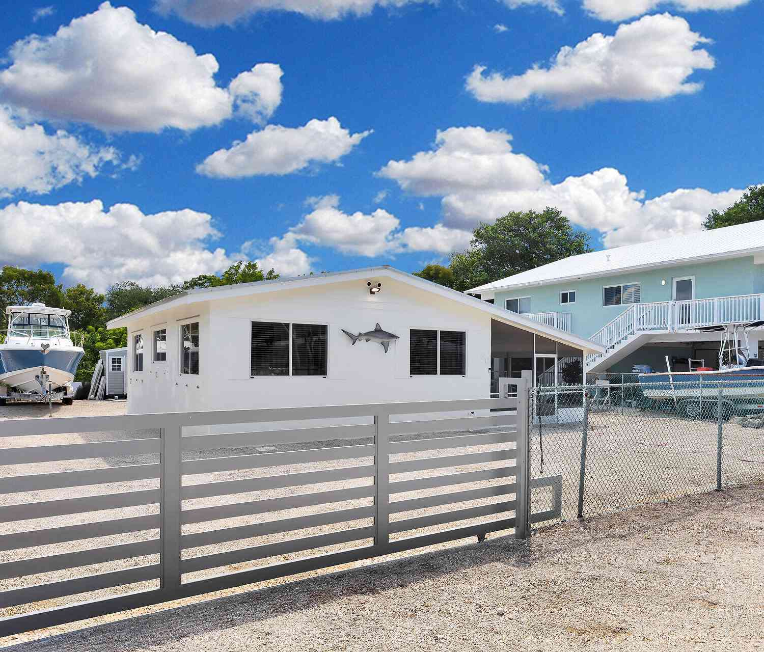 Homes For Sale - 20 Palm Drive DRIVE<br/> KEY LARGO, FL 33037