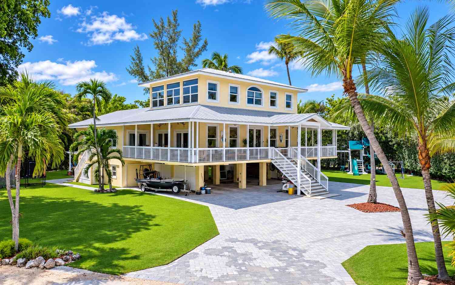 Homes For Sale - 80902 Old Highway HIGHWAY<br/> Islamorada, FL 33036