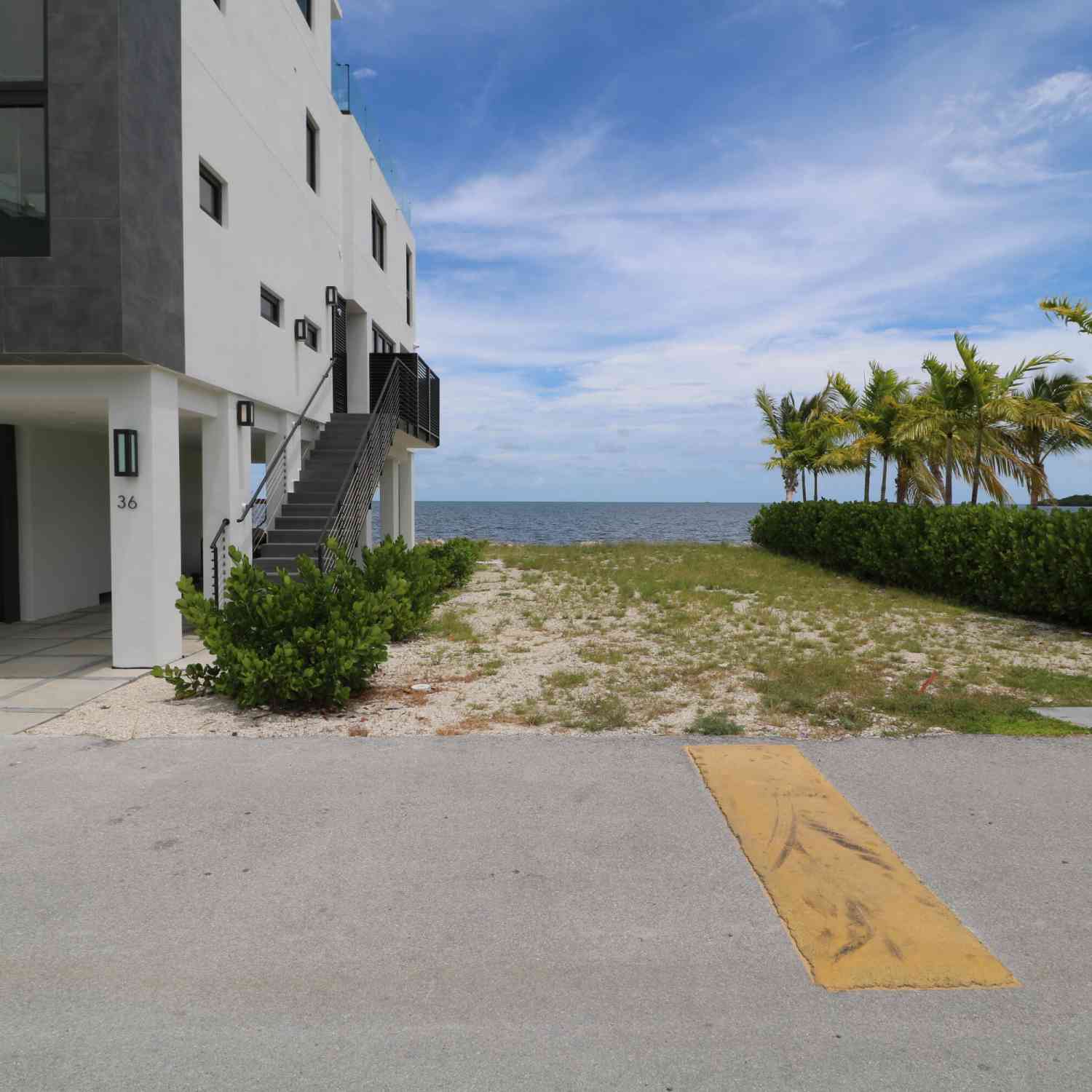 Vacant Land For Sale - 94825 Overseas Highway HIGHWAY #35<br/> Key Largo, FL 33037