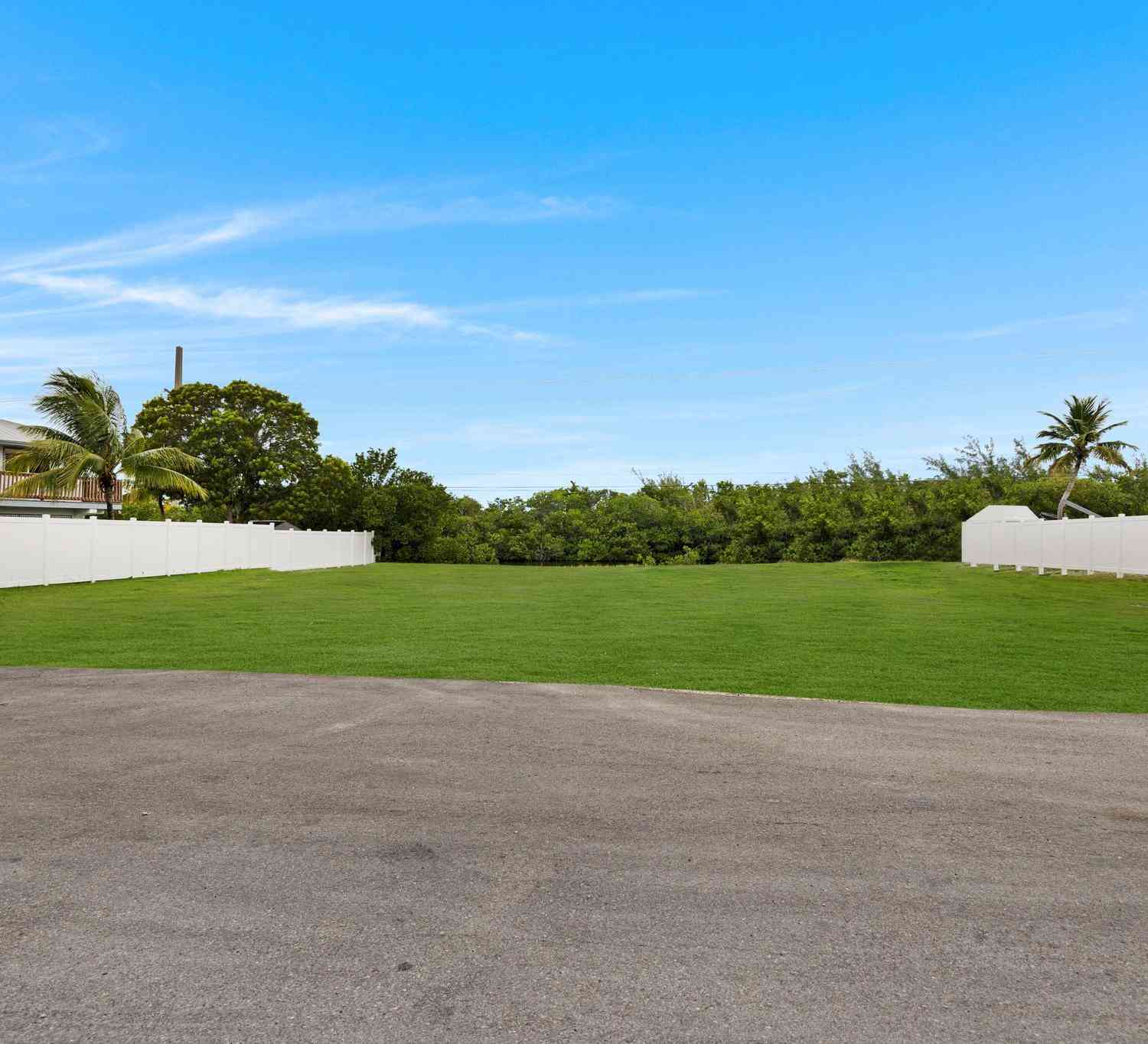 Vacant Land For Sale - 16841 Driftwood Lane LANE<br/> Monroe County, Sugarloaf Key, FL 33042