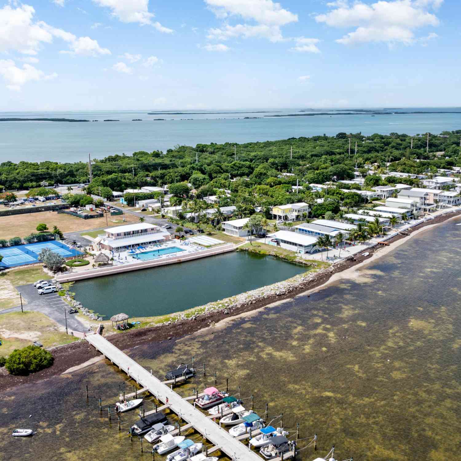 Vacant Land For Sale - 946 S Topaz Avenue AVENUE<br/> Key Largo, FL 33037