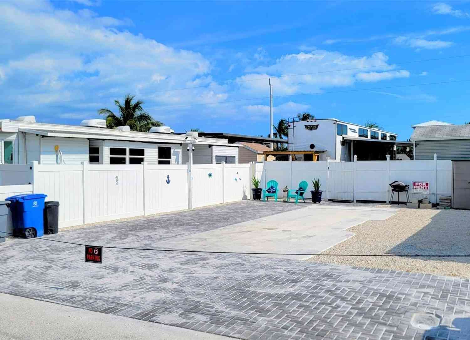 Vacant Land For Sale - 325 Calusa Street STREET # 376<br/> Key Largo, FL 33037