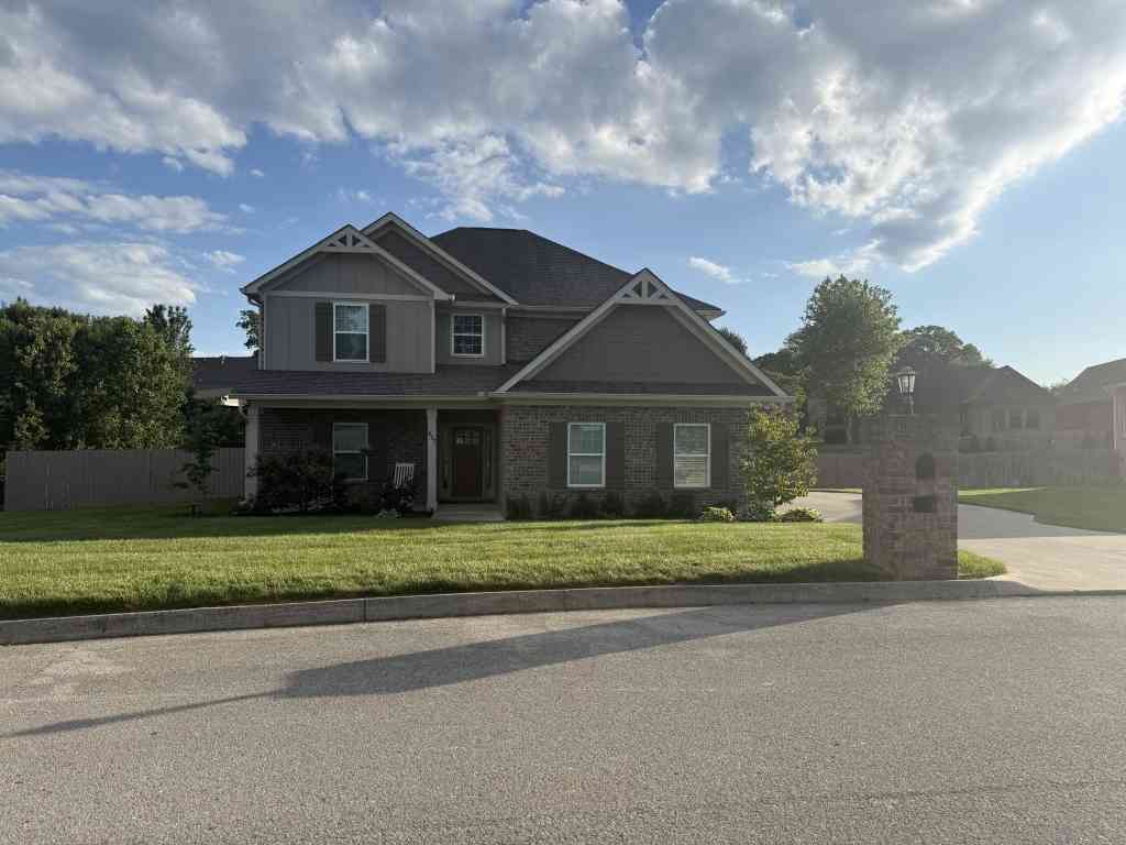 Other For Sale - 811 Yosemite Dr<br/> Lenoir City, TN 37771