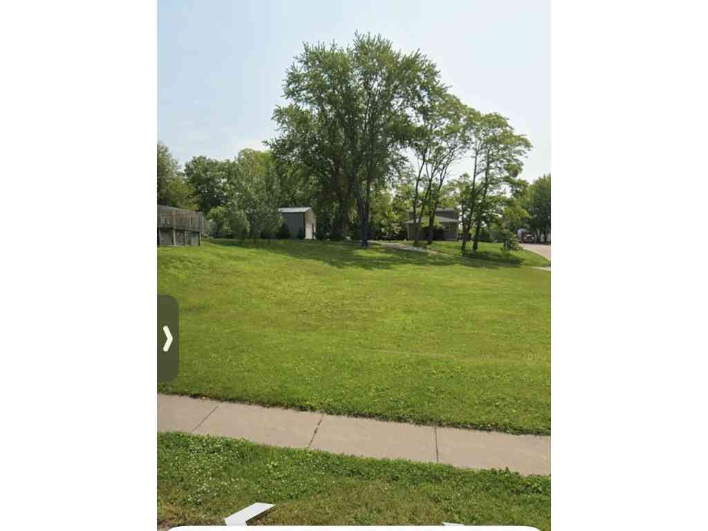 Other For Sale - 327 S 8th St<br/> Le Claire, IA 52753