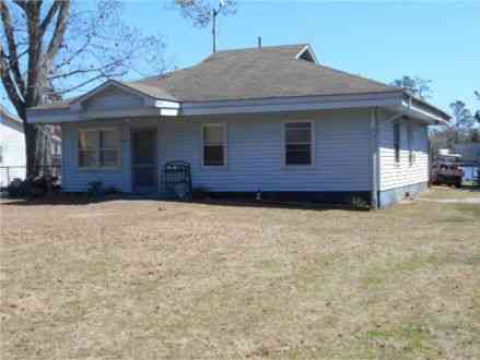 Homes For Sale - 1975 Lake Marion Shore Rd <br/> Summerton, SC 29148