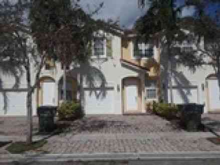Condo For Sale - 3168NE 11 St <br/> Homestead, FL 33033