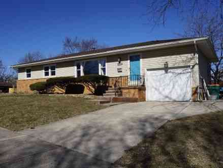 Homes For Sale - 309 Hillcrest Drive <br/> Saline, MI 48176