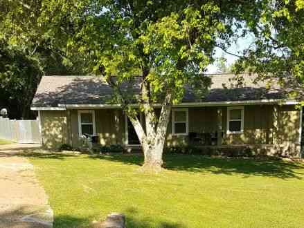 Homes For Sale - 24298 Sycamore Lm <br/> Elkmont, AL 35620