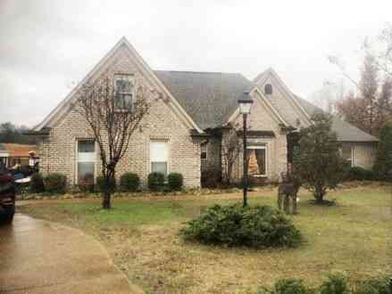 Homes For Sale - 111 Cambridge Cove  <br/> Batesville , MS 38606