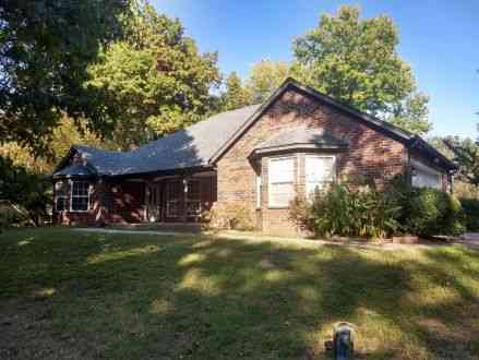 Homes For Sale - 14335 South 209 East Avenue <br/> Coweta, OK 74429