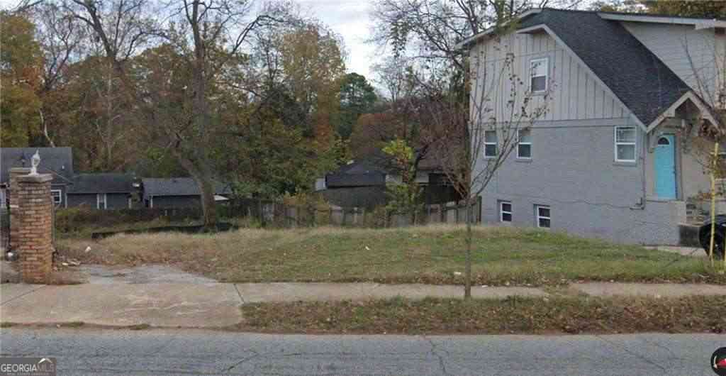Vacant Land For Sale - 690 Cascade Avenue SW<br/> Fulton County, Atlanta, GA 30310