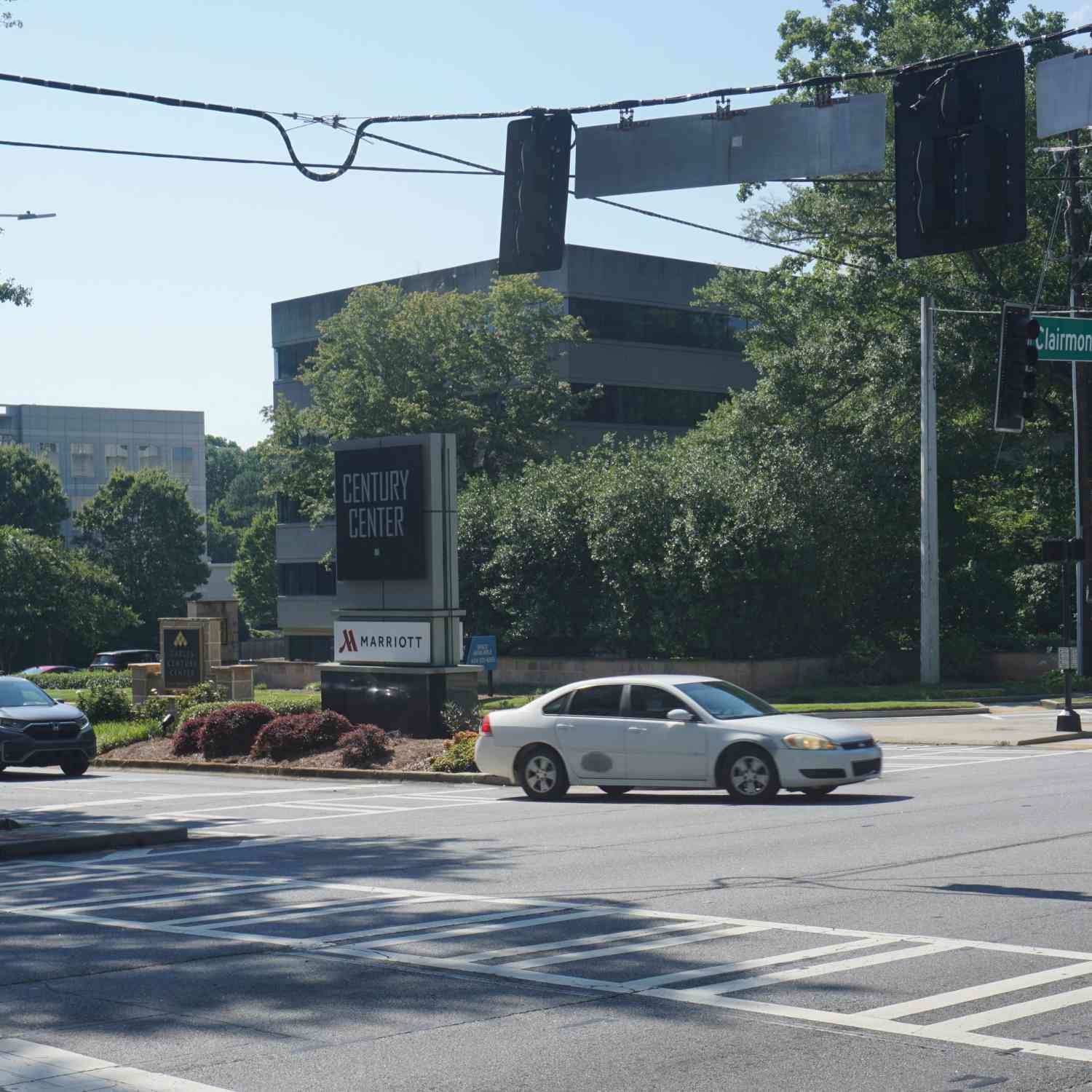 Vacant Land For Sale - 3020 Clairmont Road<br/> Dekalb County, Brookhaven, GA 30329