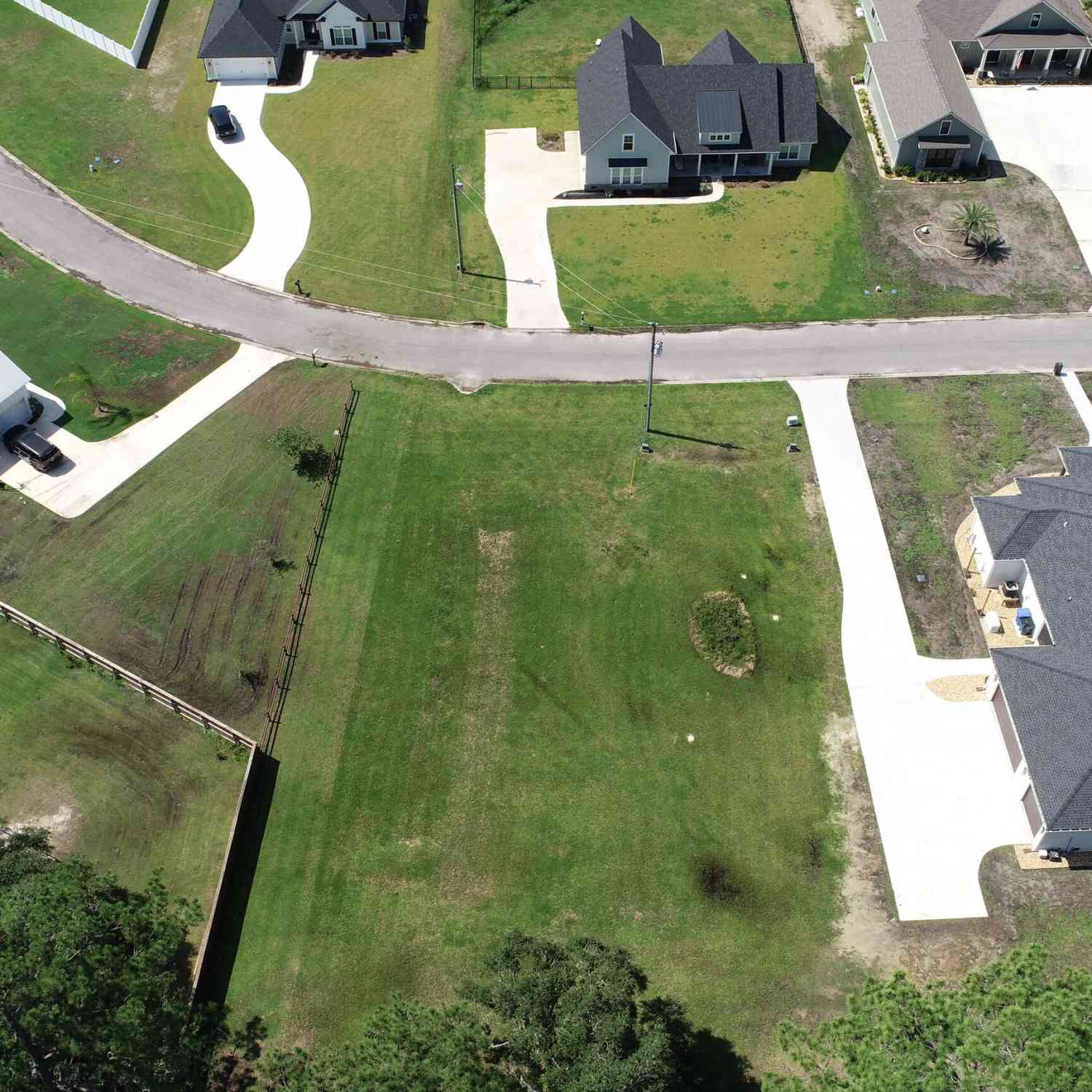 Vacant Land For Sale - 1131 River Oaks Road<br/> Brunswick, GA 31523