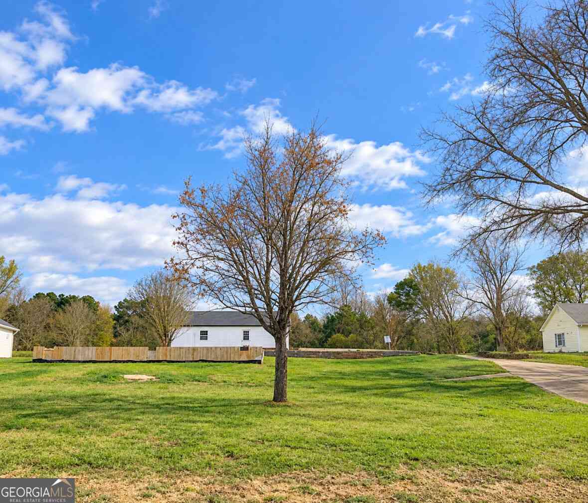 Vacant Land For Sale - 1090 Beau Rivage Drive<br/> Greene County, Madison, GA 30650